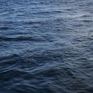 要玩就找老太婆
